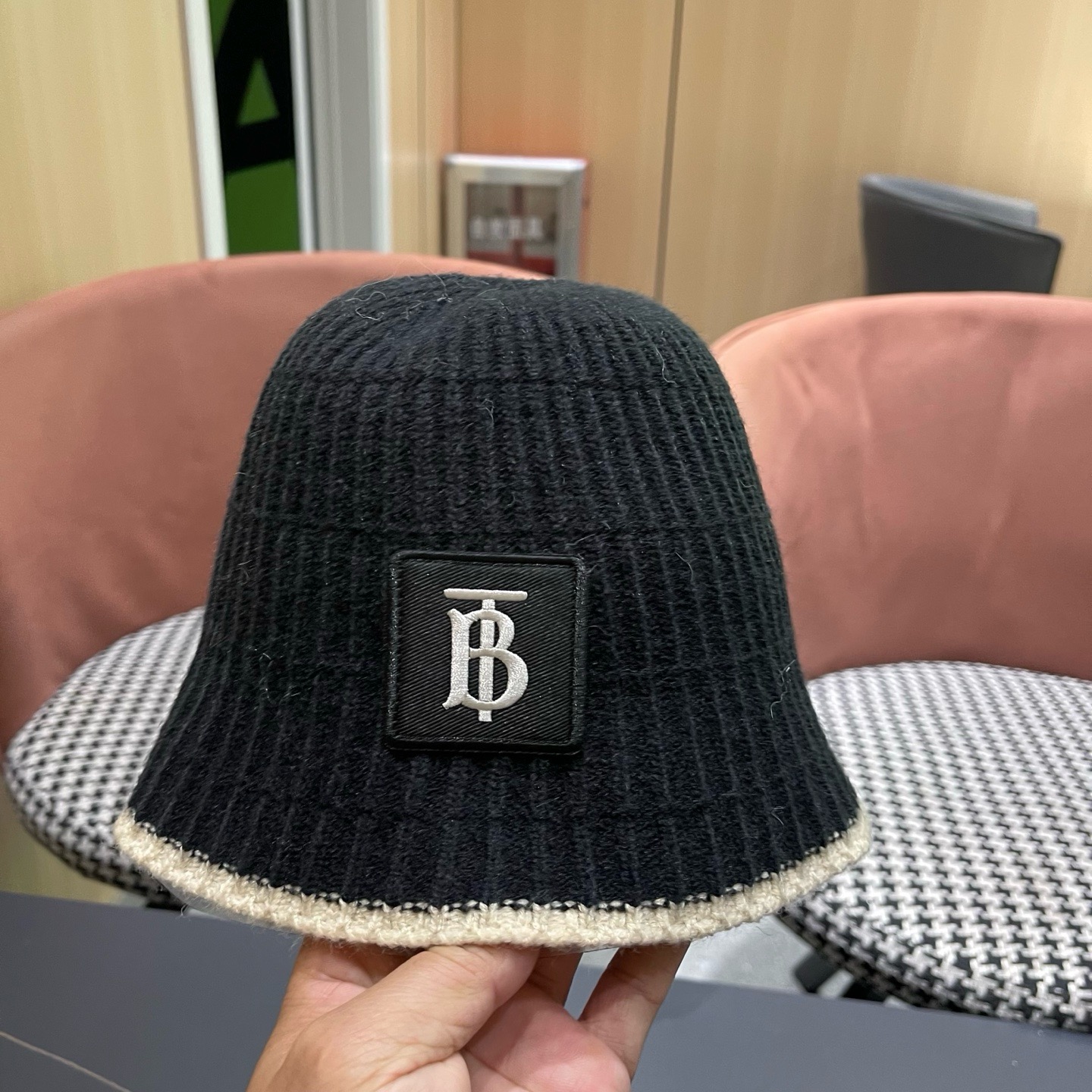 Burberry巴宝莉 四季棉线渔夫帽休闲百搭出游防晒帽日系简约显脸小遮阳帽钟型盆帽
