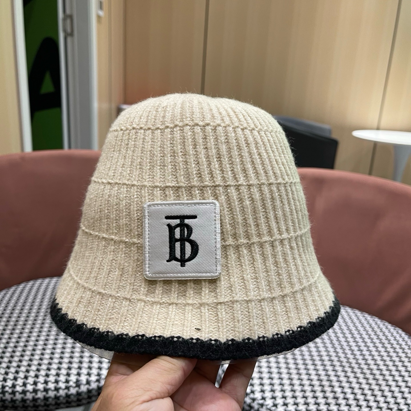Burberry巴宝莉 四季棉线渔夫帽休闲百搭出游防晒帽日系简约显脸小遮阳帽钟型盆帽