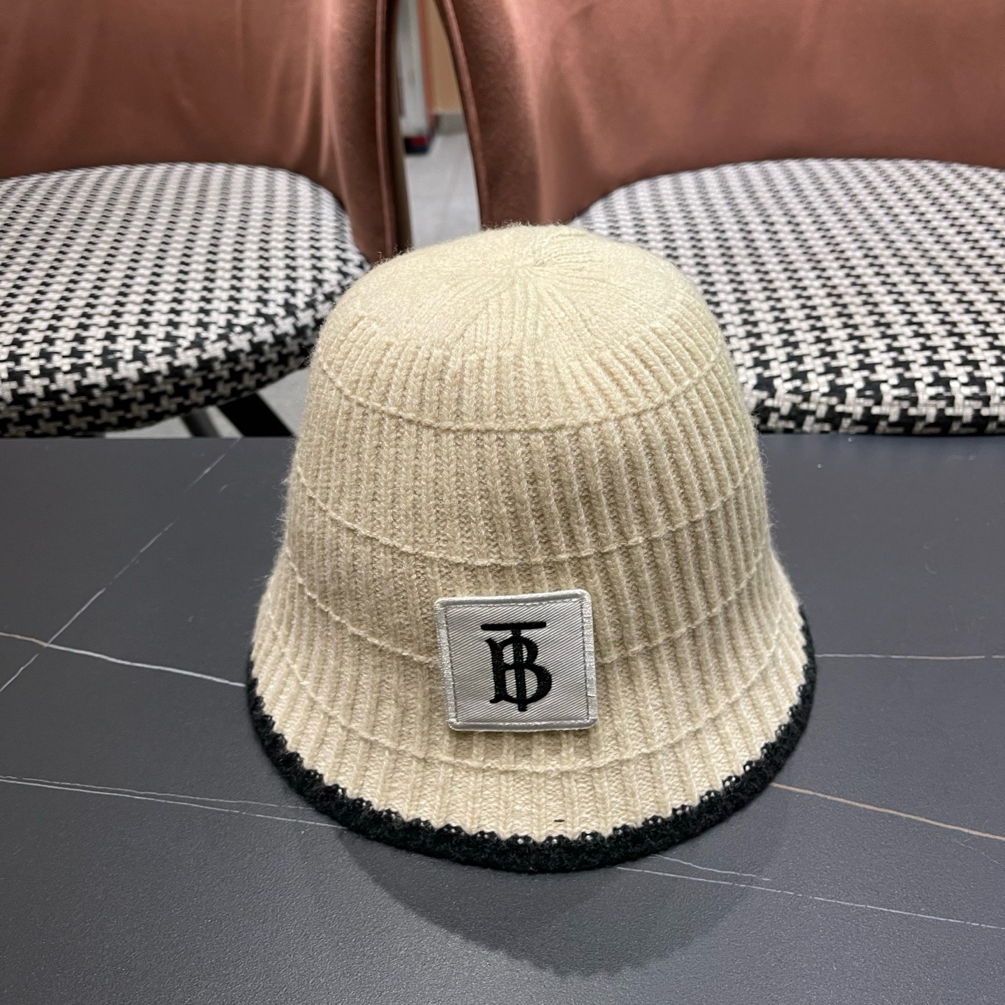 Burberry巴宝莉 四季棉线渔夫帽休闲百搭出游防晒帽日系简约显脸小遮阳帽钟型盆帽