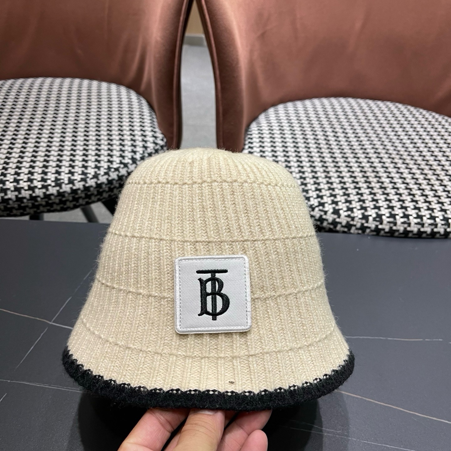 Burberry巴宝莉 四季棉线渔夫帽休闲百搭出游防晒帽日系简约显脸小遮阳帽钟型盆帽