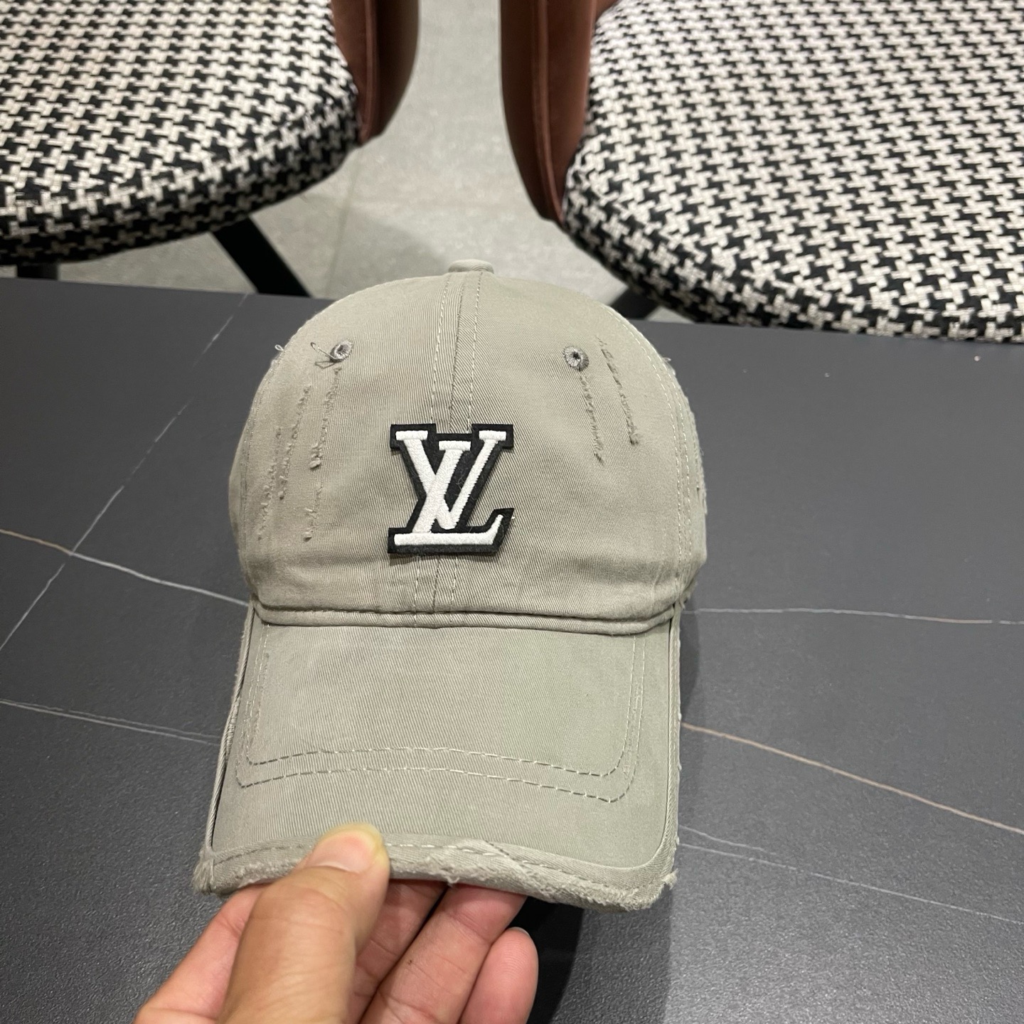 LV路易威登 棒球帽潮男休闲百搭母韩版时尚防晒百搭鸭舌帽女ins