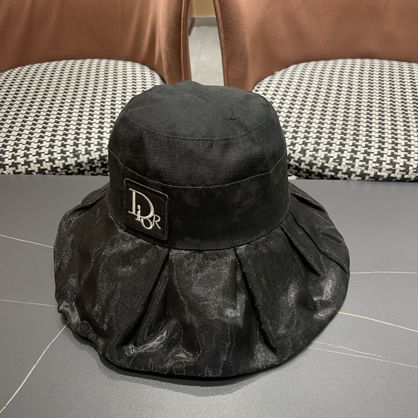 【DIOR迪奥】春夏季新款大帽檐蝴蝶结渔夫帽，可折叠很好搭配，