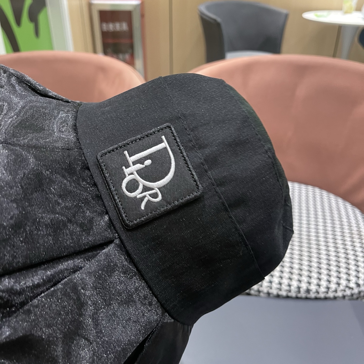 【DIOR迪奥】春夏季新款大帽檐蝴蝶结渔夫帽，可折叠很好搭配，