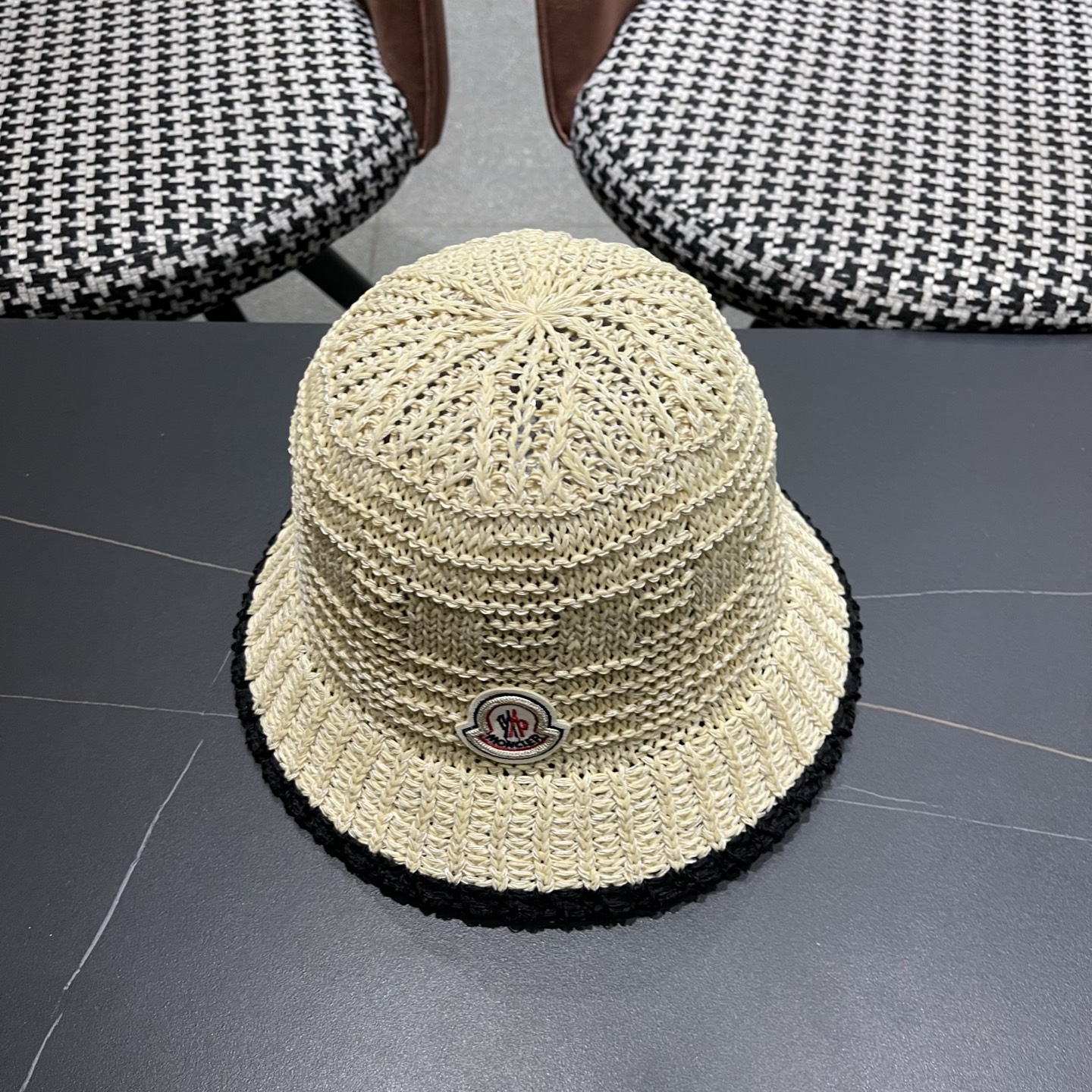 MONCLER（蒙口）韩版镂空钩针渔夫帽女2026新款春夏显脸小针织草帽韩版百搭遮阳帽