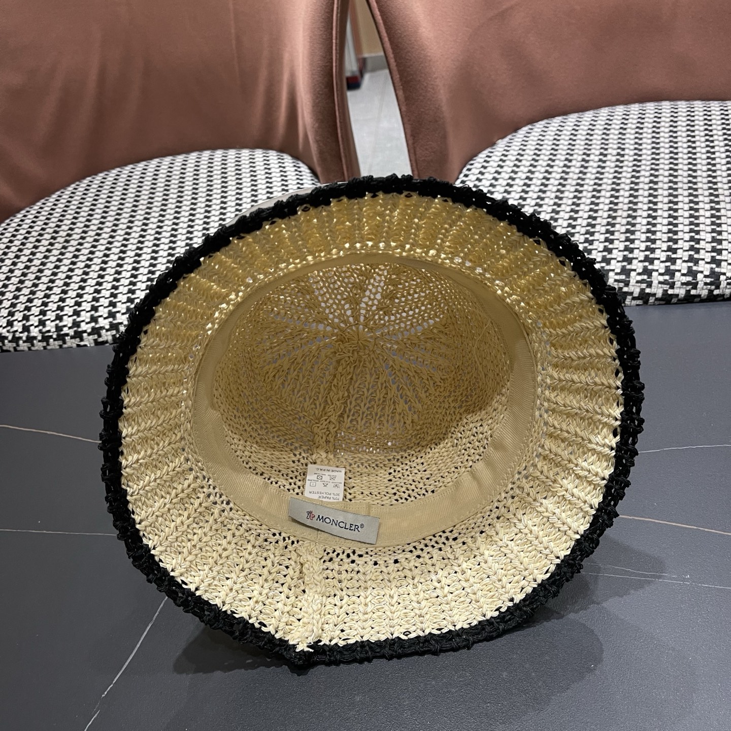MONCLER（蒙口）韩版镂空钩针渔夫帽女2026新款春夏显脸小针织草帽韩版百搭遮阳帽