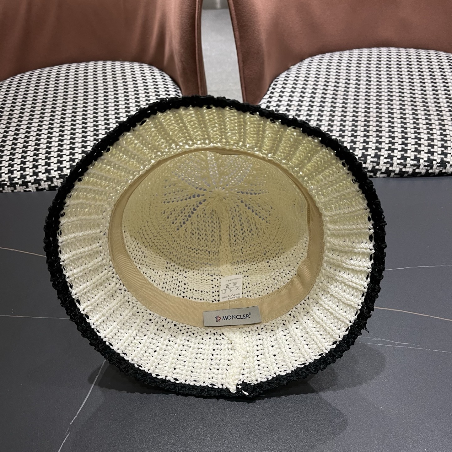 MONCLER（蒙口）韩版镂空钩针渔夫帽女2026新款春夏显脸小针织草帽韩版百搭遮阳帽