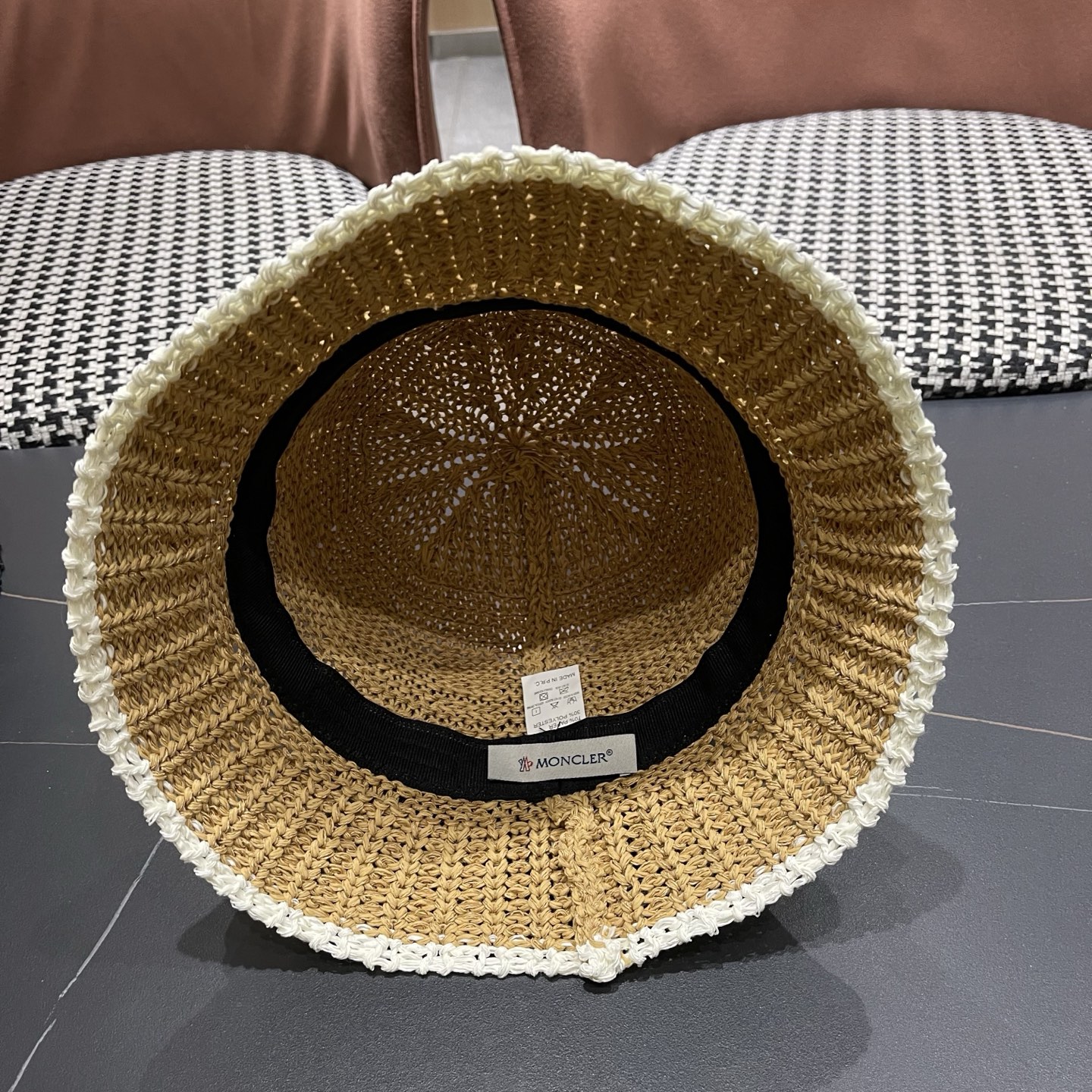 MONCLER（蒙口）韩版镂空钩针渔夫帽女2026新款春夏显脸小针织草帽韩版百搭遮阳帽