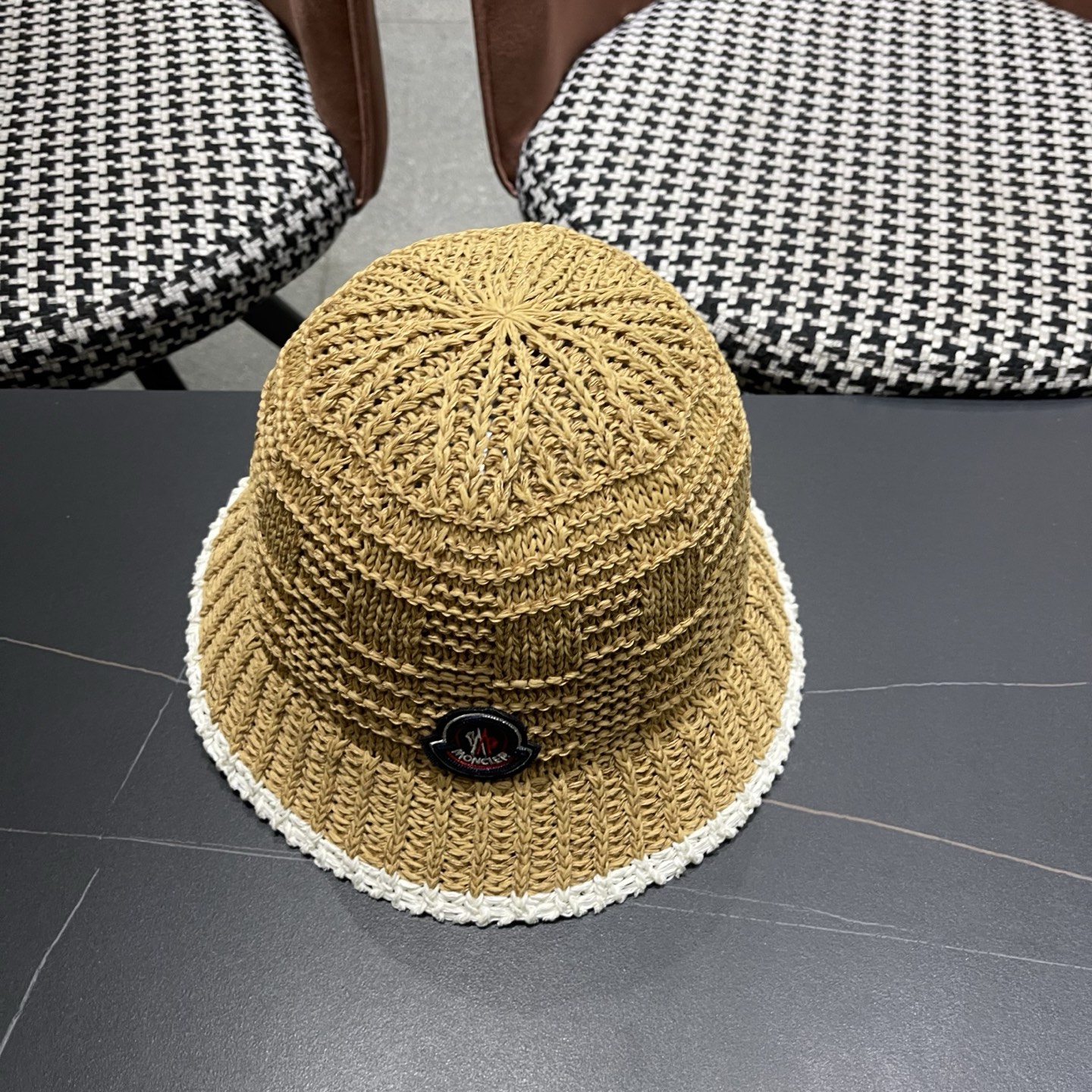 MONCLER（蒙口）韩版镂空钩针渔夫帽女2026新款春夏显脸小针织草帽韩版百搭遮阳帽