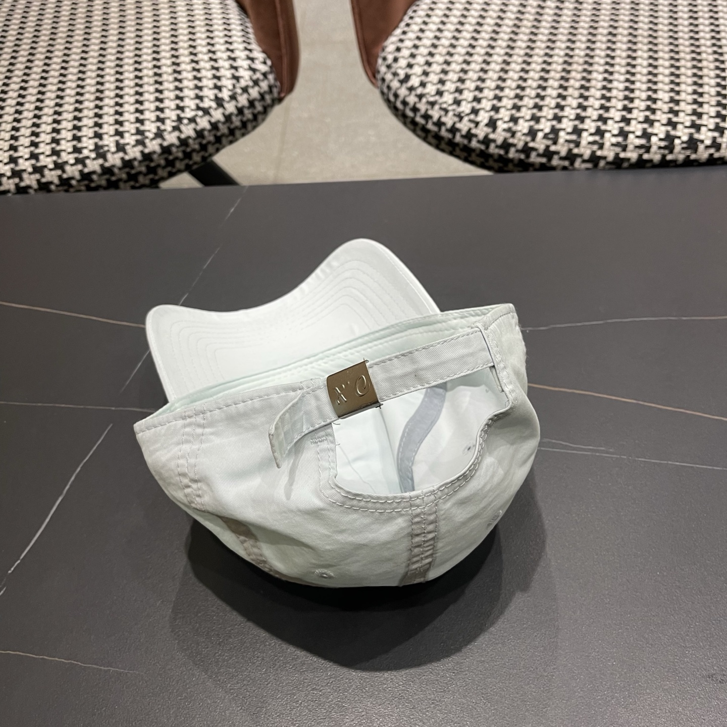 【LV】路易威登春夏棒球帽🧢，简单时尚潮流 显脸小 大牌款超好搭配，赶紧入手！