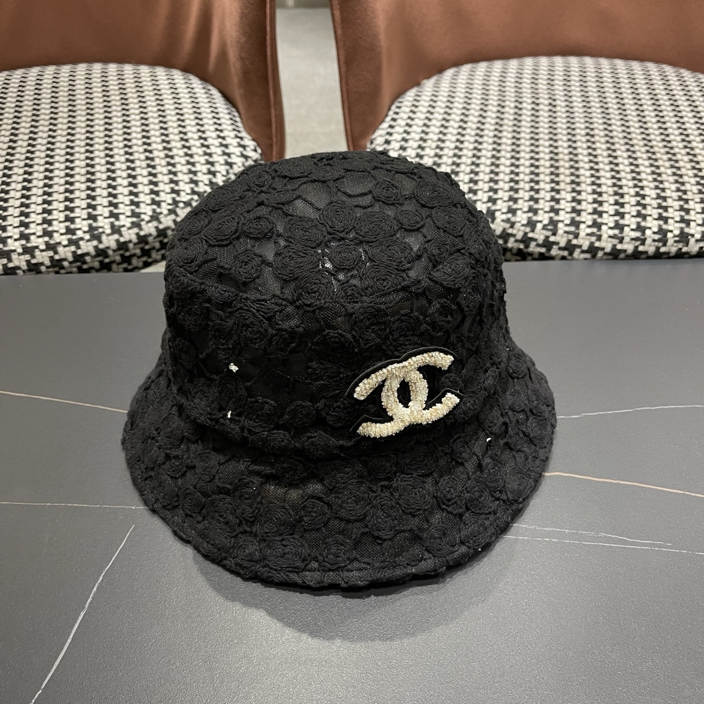 CHANEL香奈儿韩版新款镂空钩花蕾丝盆帽春夏女花朵刺绣渔夫帽显脸小欧根纱仙女