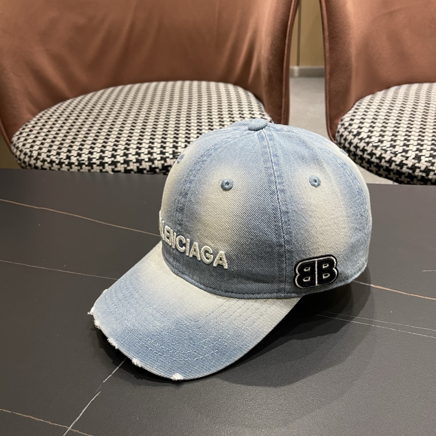 新品Balenciaga 巴黎世家字母新款棒球帽现货秒发🧢简约时尚超级无敌好看的帽子！情侣款！