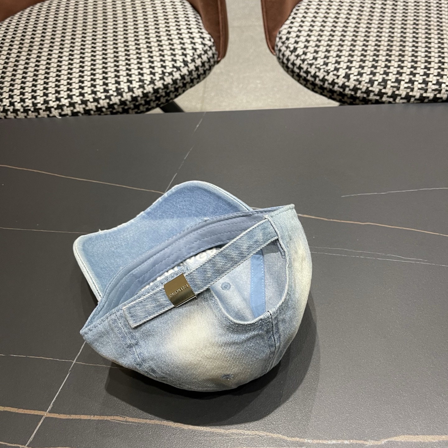 新品Balenciaga 巴黎世家字母新款棒球帽现货秒发🧢简约时尚超级无敌好看的帽子！情侣款！