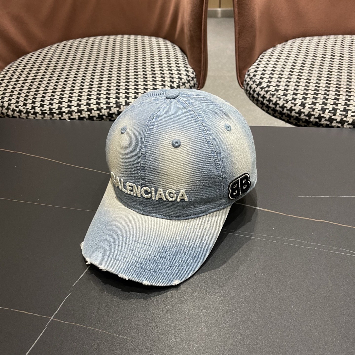新品Balenciaga 巴黎世家字母新款棒球帽现货秒发🧢简约时尚超级无敌好看的帽子！情侣款！