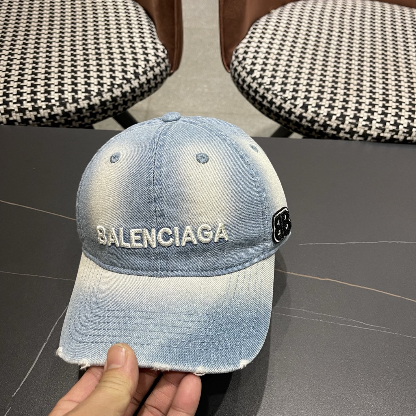 新品Balenciaga 巴黎世家字母新款棒球帽现货秒发🧢简约时尚超级无敌好看的帽子！情侣款！