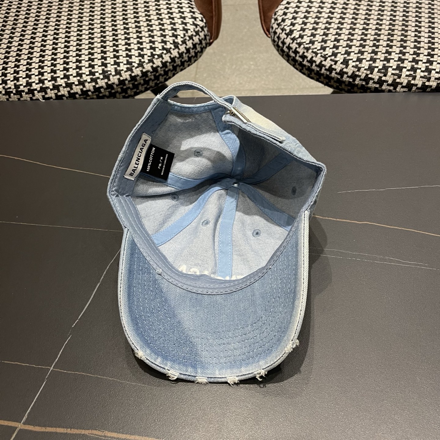 新品Balenciaga 巴黎世家字母新款棒球帽现货秒发🧢简约时尚超级无敌好看的帽子！情侣款！