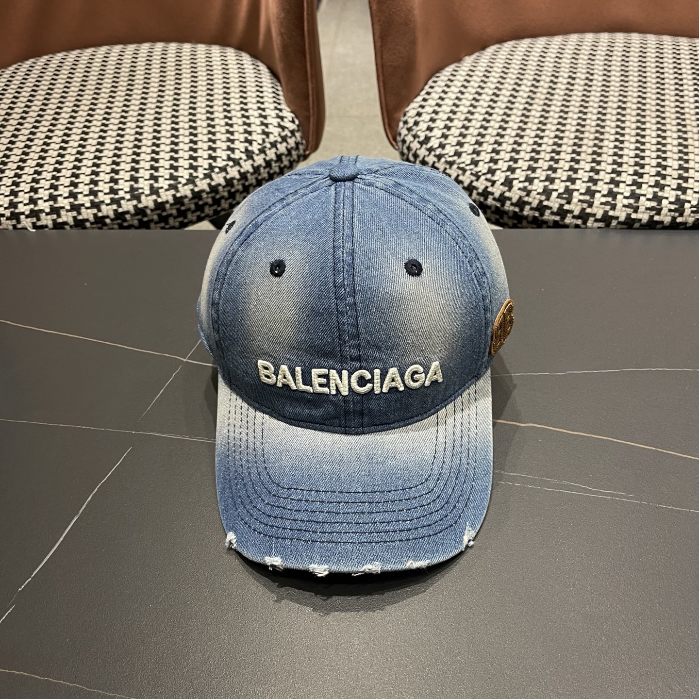 新品Balenciaga 巴黎世家字母新款棒球帽现货秒发🧢简约时尚超级无敌好看的帽子！情侣款！