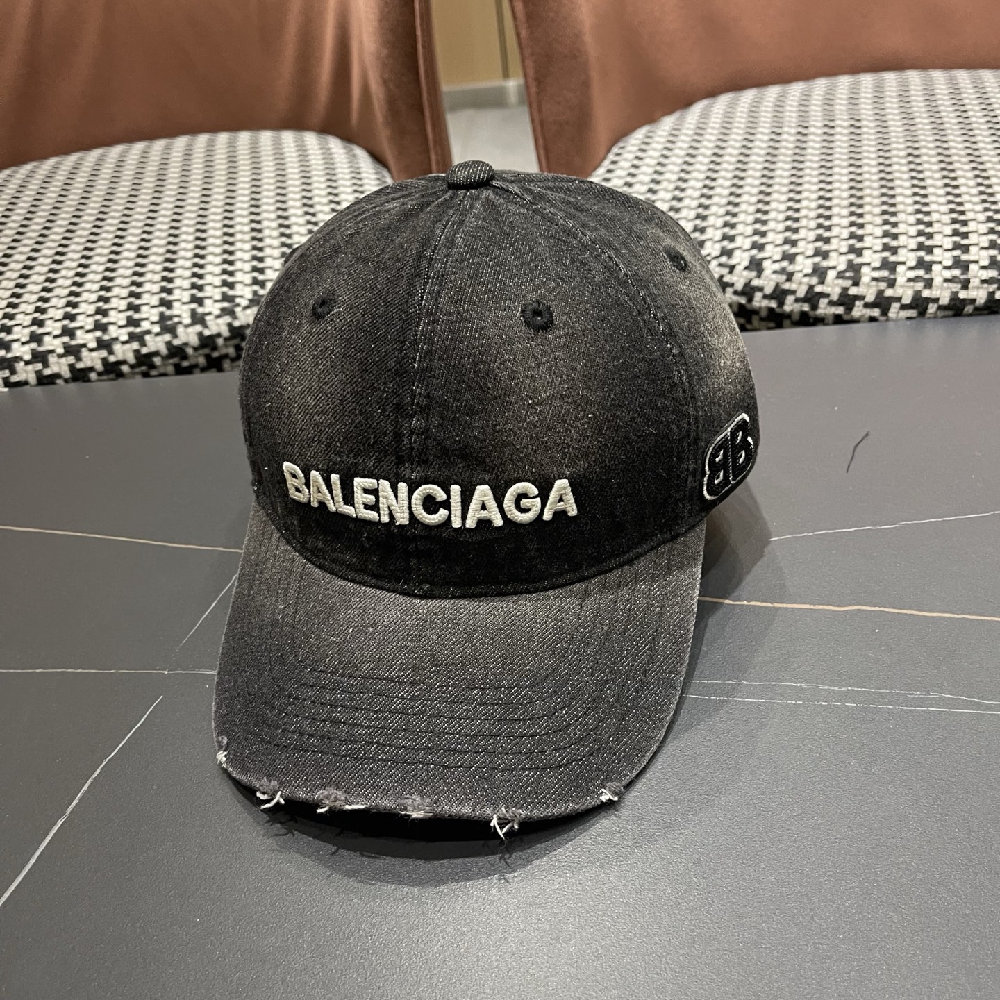 新品Balenciaga 巴黎世家字母新款棒球帽现货秒发🧢简约时尚超级无敌好看的帽子！情侣款！