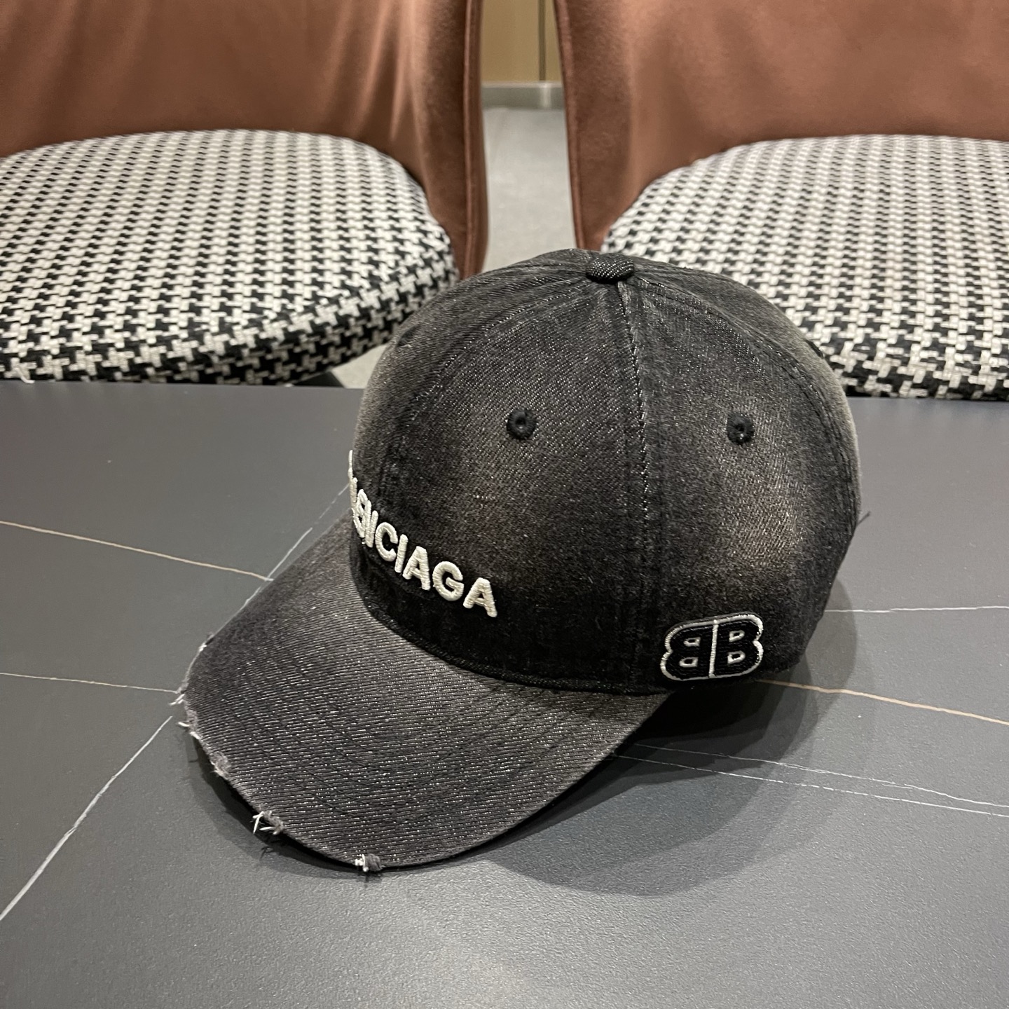 新品Balenciaga 巴黎世家字母新款棒球帽现货秒发🧢简约时尚超级无敌好看的帽子！情侣款！