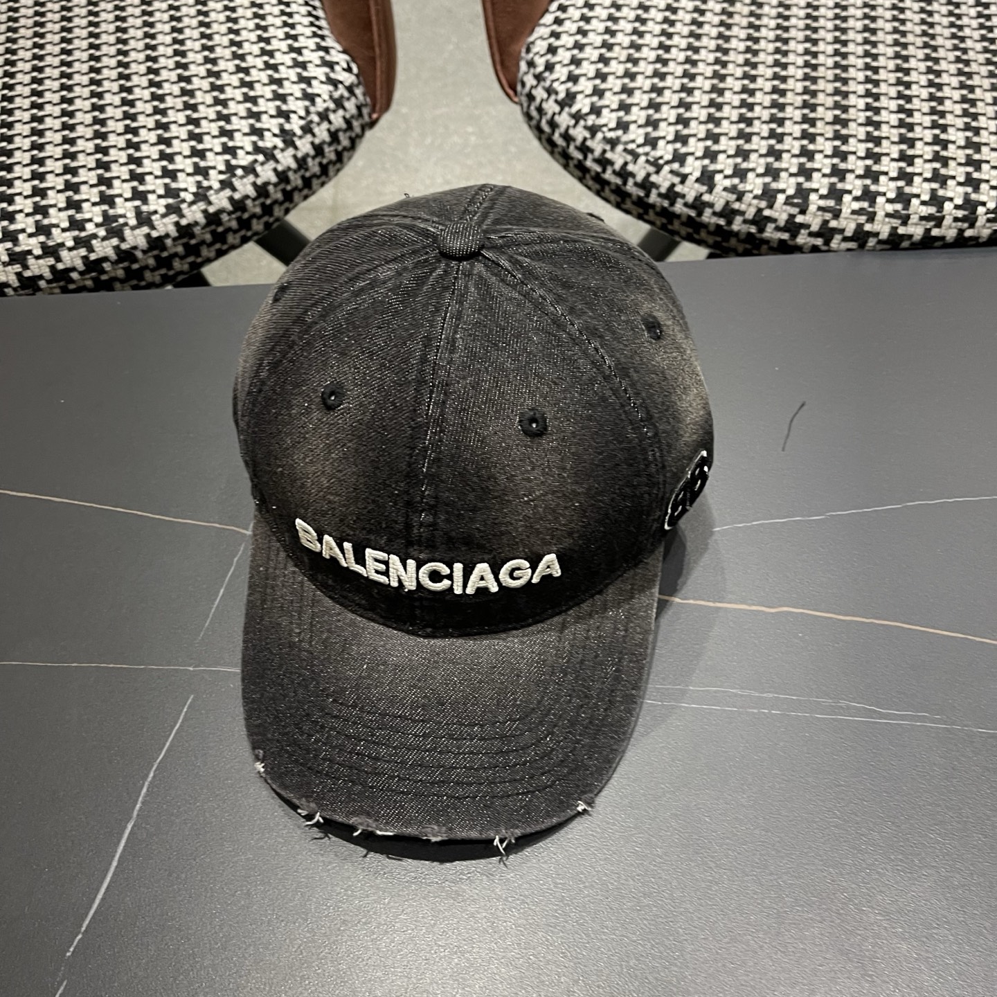 新品Balenciaga 巴黎世家字母新款棒球帽现货秒发🧢简约时尚超级无敌好看的帽子！情侣款！