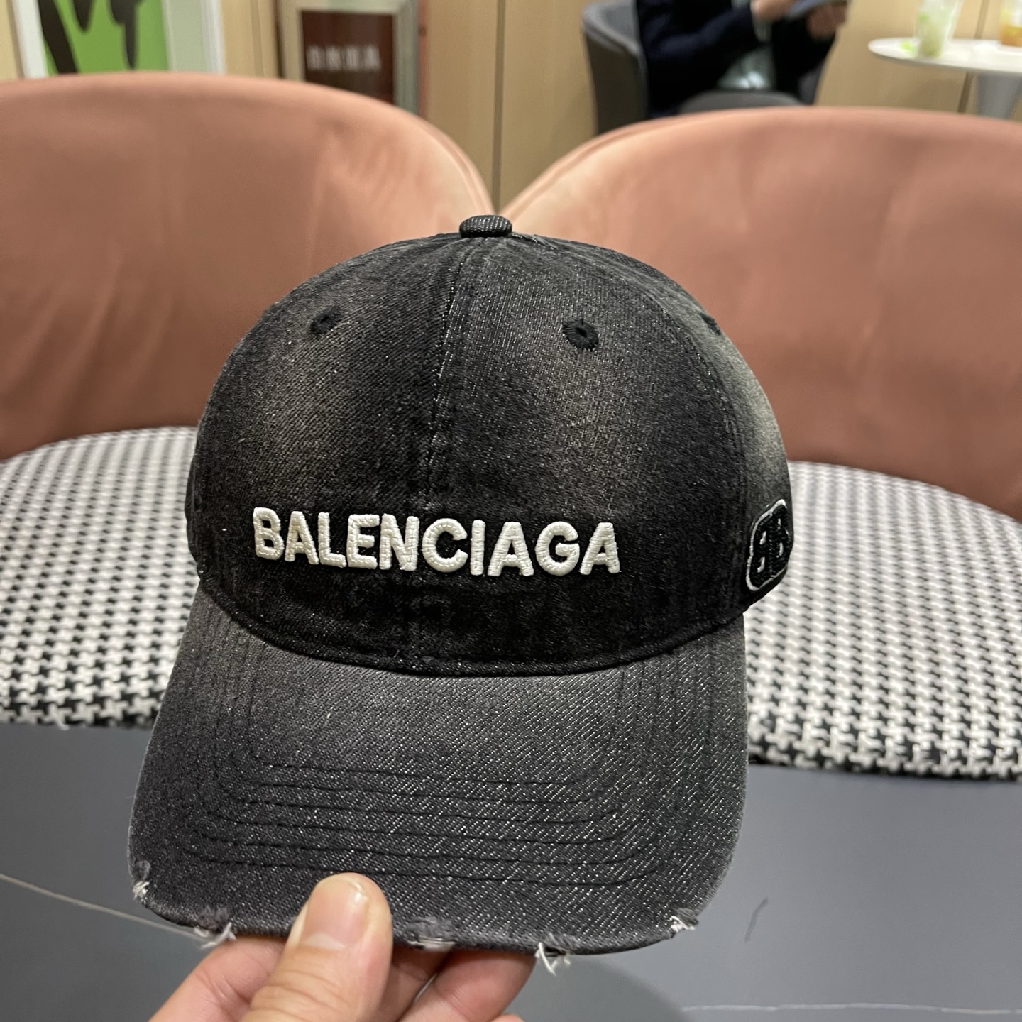 新品Balenciaga 巴黎世家字母新款棒球帽现货秒发🧢简约时尚超级无敌好看的帽子！情侣款！