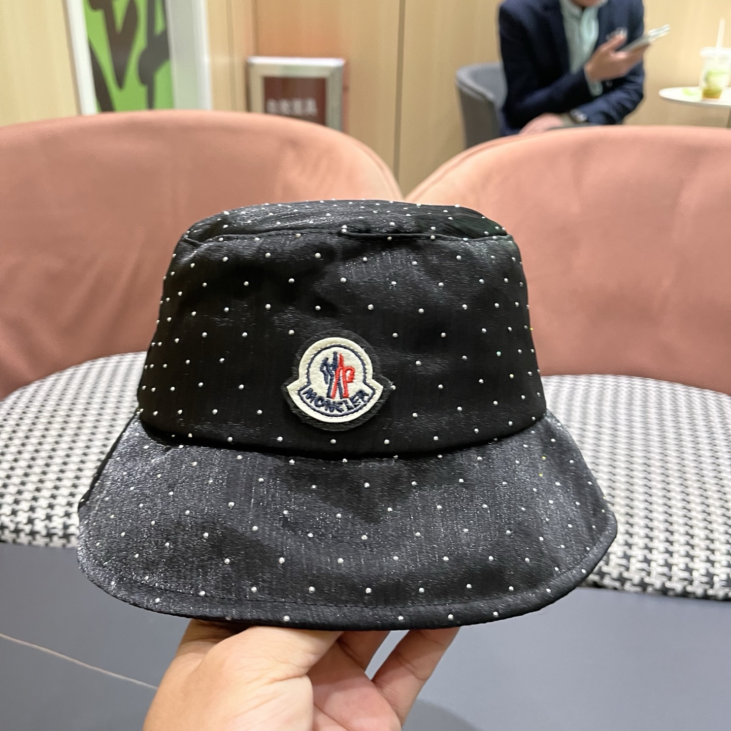 MONCLER（蒙口）韩版水钻渔夫帽女春夏显脸小时尚盆帽平顶可折叠新款遮阳防晒帽子