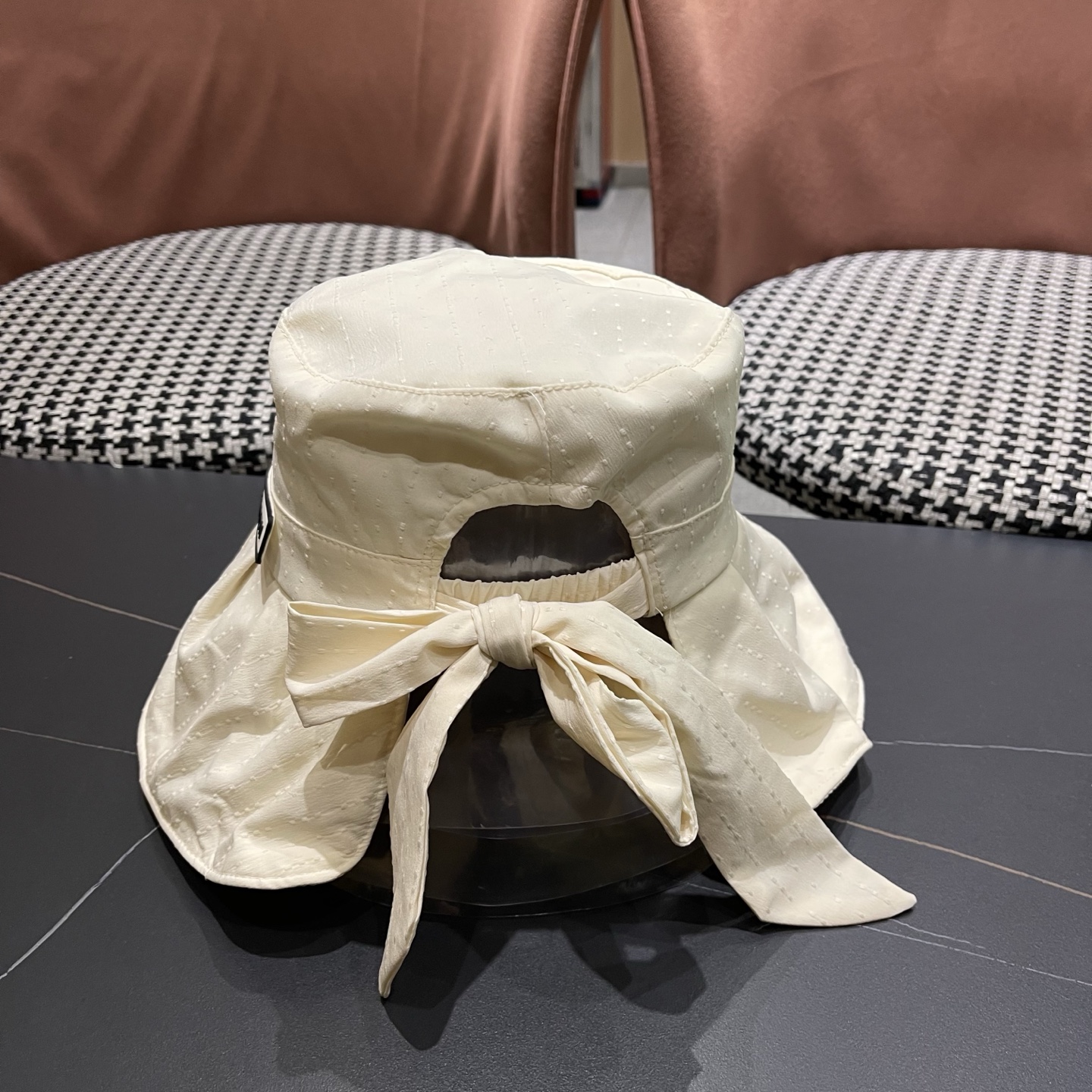 LV路易威登 渔夫帽女夏季防紫外线新款蝴蝶结遮阳帽加大檐防晒帽太阳