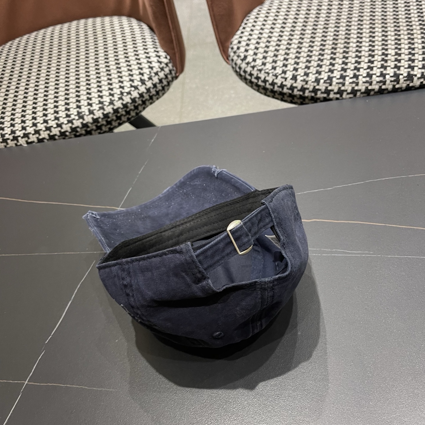 Chrome hearts 克罗心 新款十字架 高品质棒球帽，网红时尚博主同款！墙裂推荐！质量巨好！谁戴