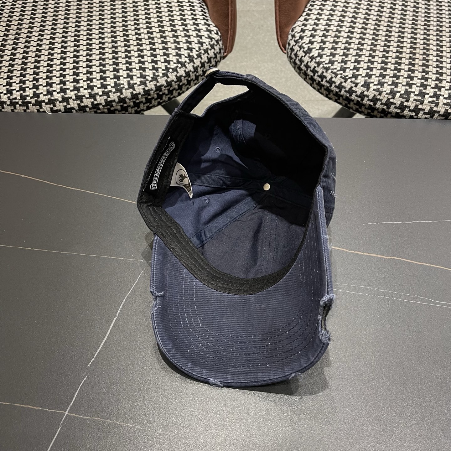 Chrome hearts 克罗心 新款十字架 高品质棒球帽，网红时尚博主同款！墙裂推荐！质量巨好！谁戴