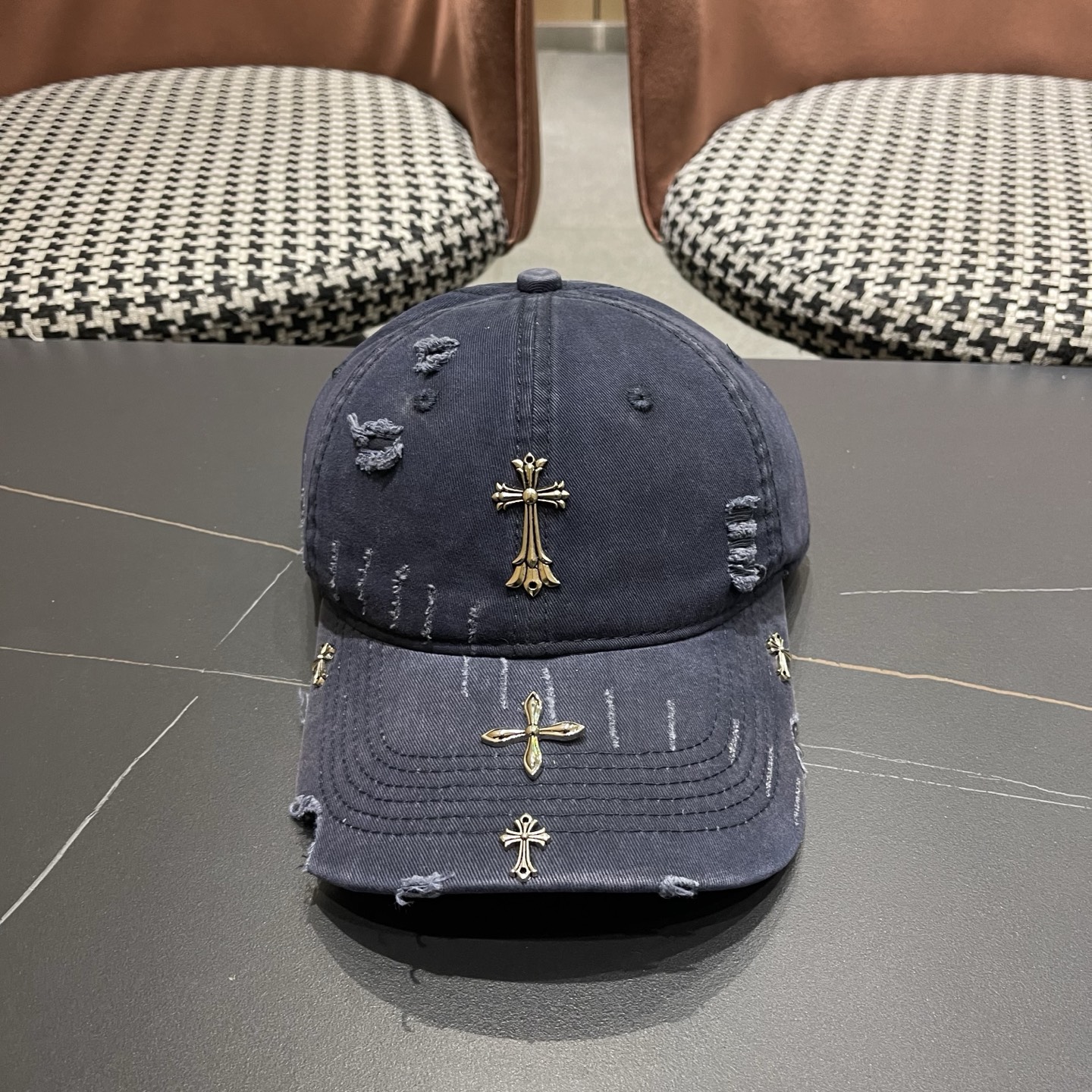 Chrome hearts 克罗心 新款十字架 高品质棒球帽，网红时尚博主同款！墙裂推荐！质量巨好！谁戴