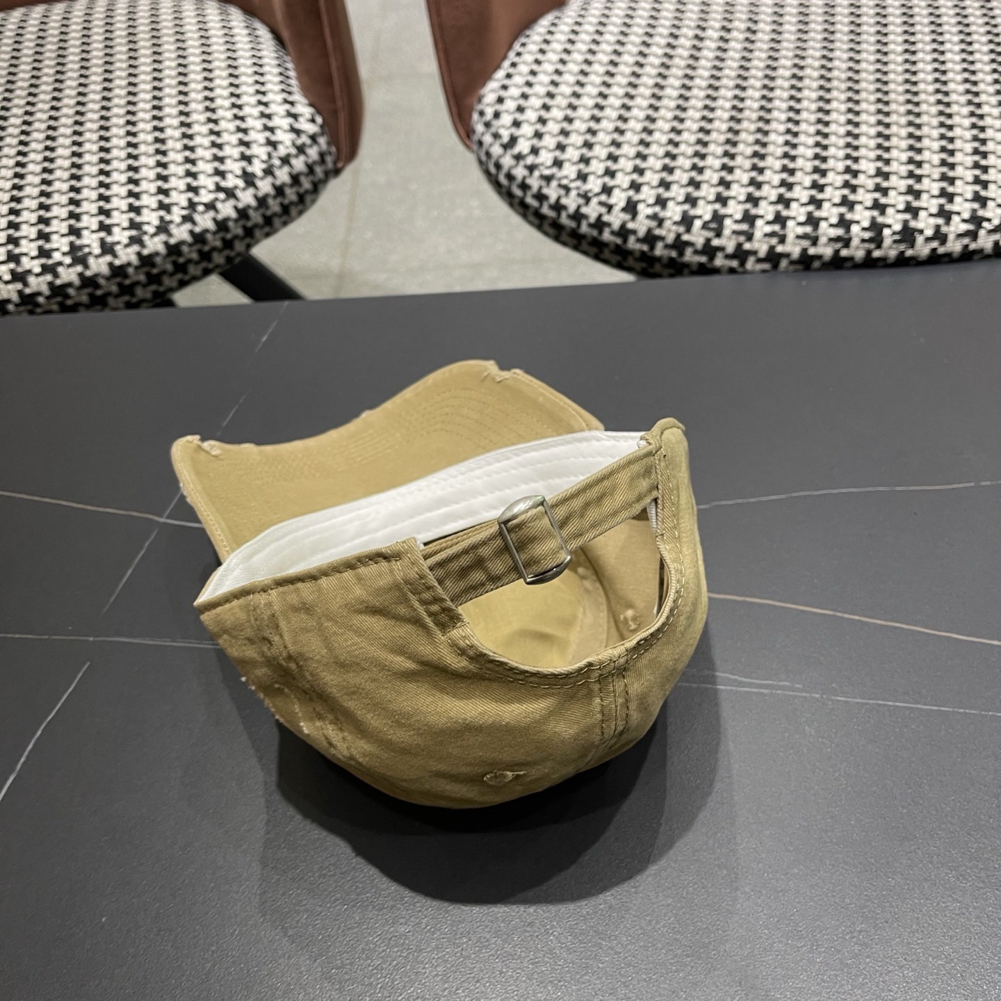 Chrome hearts 克罗心 新款十字架 高品质棒球帽，网红时尚博主同款！墙裂推荐！质量巨好！谁戴