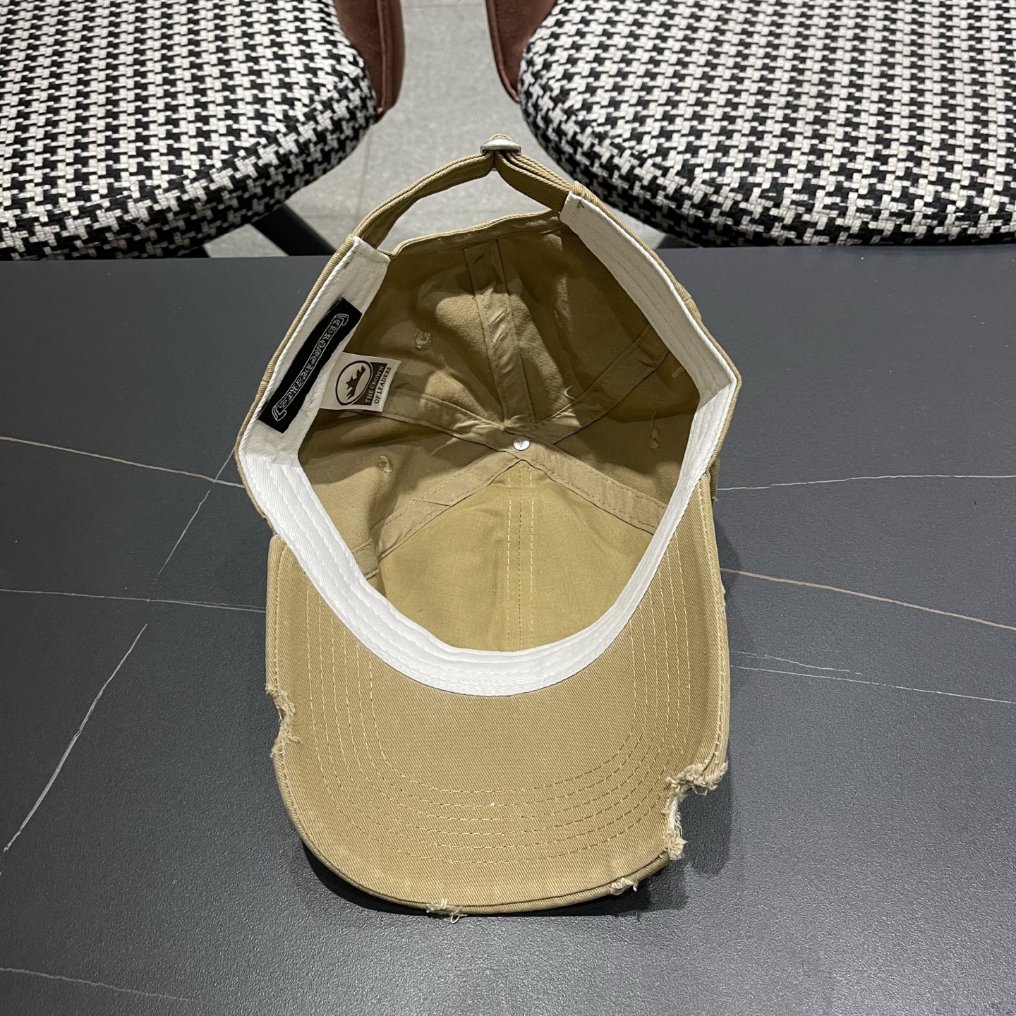 Chrome hearts 克罗心 新款十字架 高品质棒球帽，网红时尚博主同款！墙裂推荐！质量巨好！谁戴