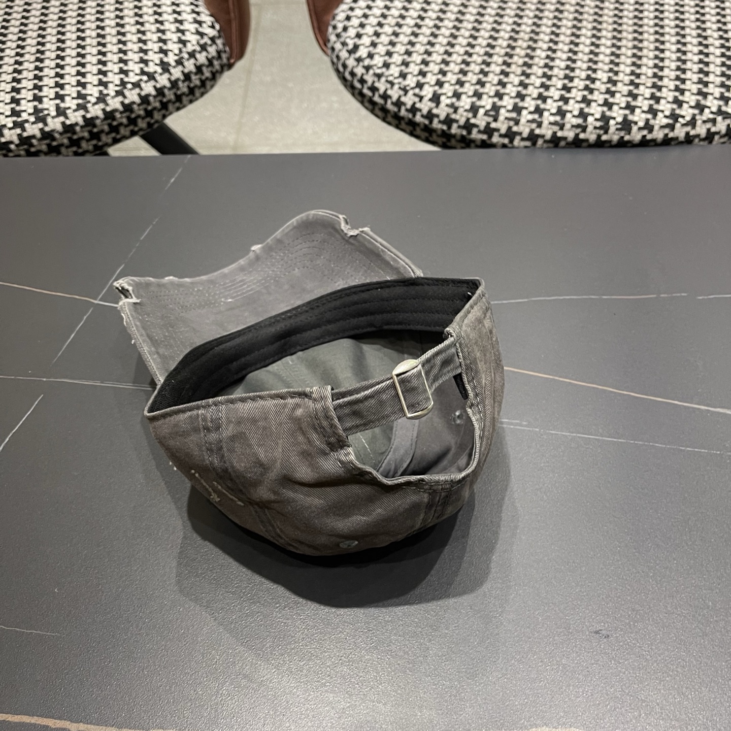 Chrome hearts 克罗心 新款十字架 高品质棒球帽，网红时尚博主同款！墙裂推荐！质量巨好！谁戴