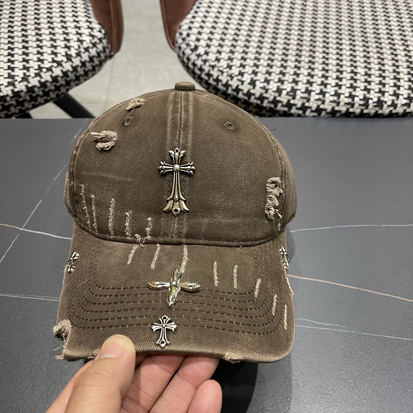 Chrome hearts 克罗心 新款十字架 高品质棒球帽，网红时尚博主同款！墙裂推荐！质量巨好！谁戴