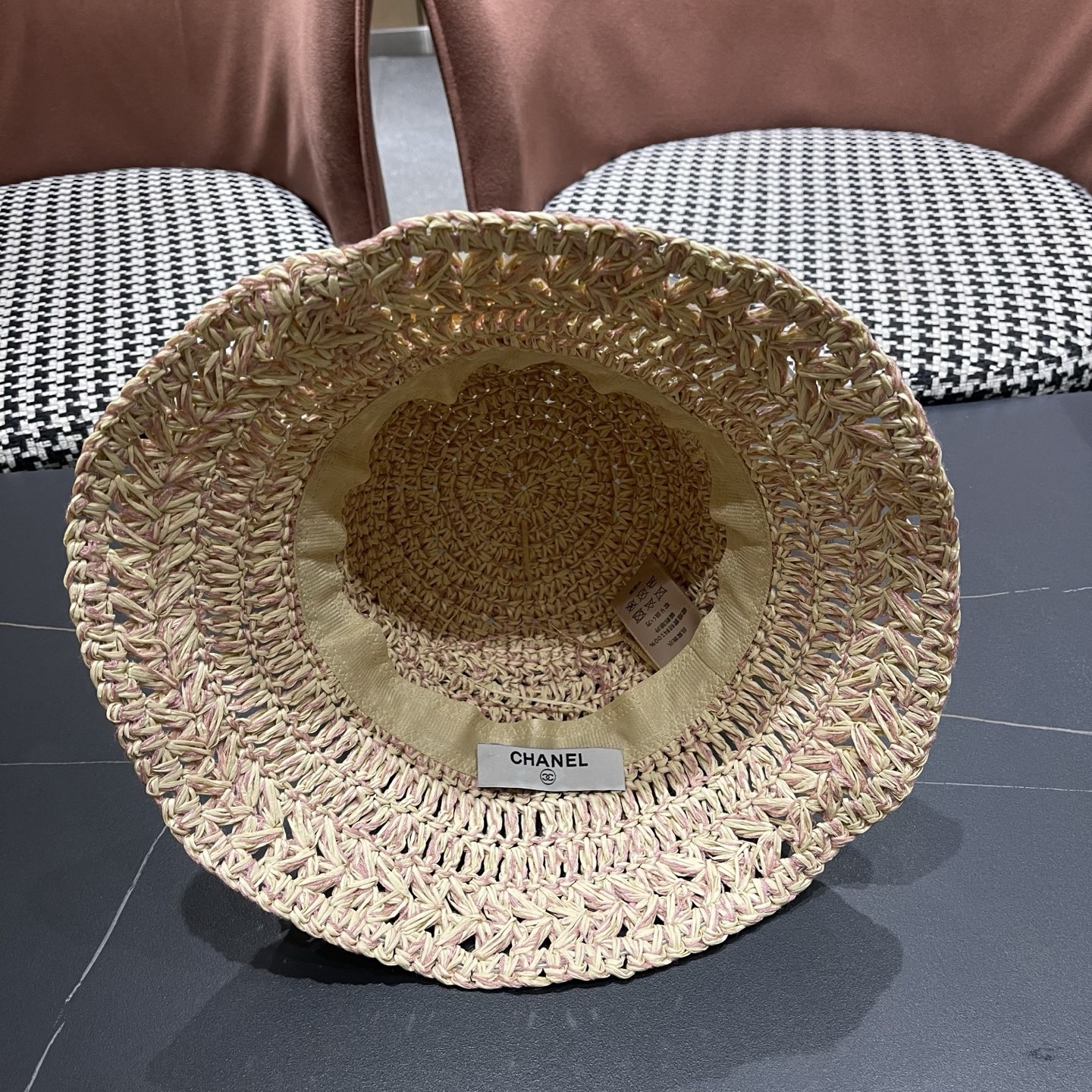 香奈儿CHANEL 慵懒风手工编织草帽女夏季海边沙滩度假透气镂空遮阳渔夫帽太阳帽