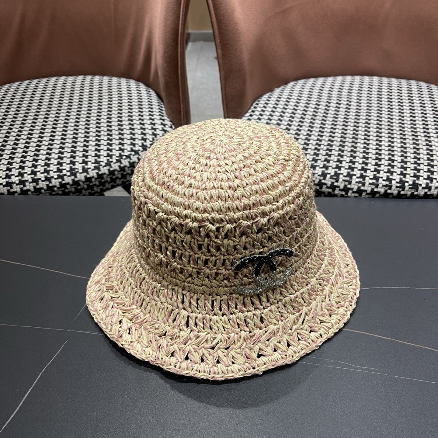 香奈儿CHANEL 慵懒风手工编织草帽女夏季海边沙滩度假透气镂空遮阳渔夫帽太阳帽