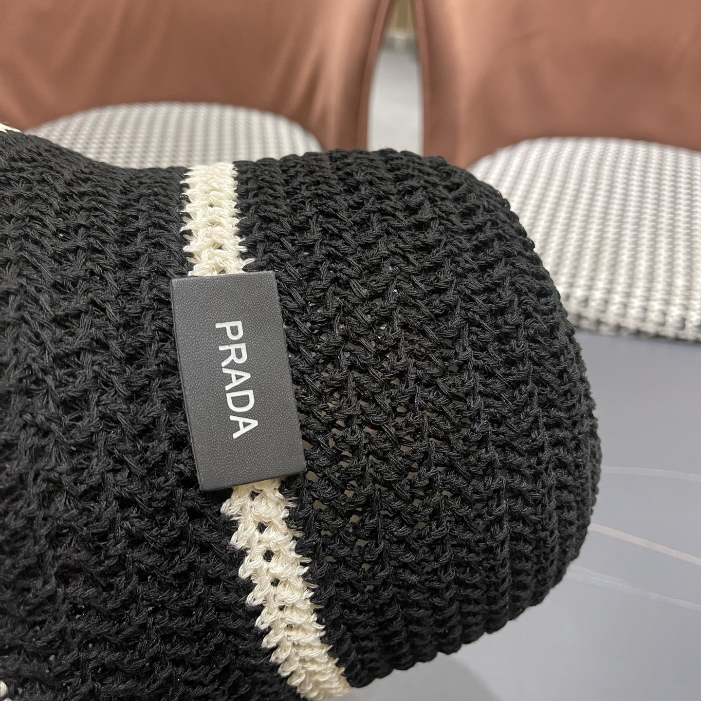 普拉达PRADA 拼色编织渔夫帽女春秋季透气遮脸水桶帽子显脸小百搭日系针织盆帽