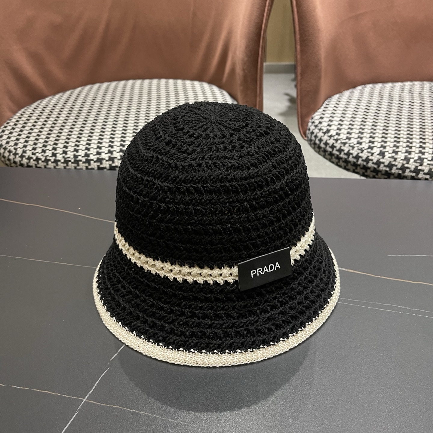 普拉达PRADA 拼色编织渔夫帽女春秋季透气遮脸水桶帽子显脸小百搭日系针织盆帽