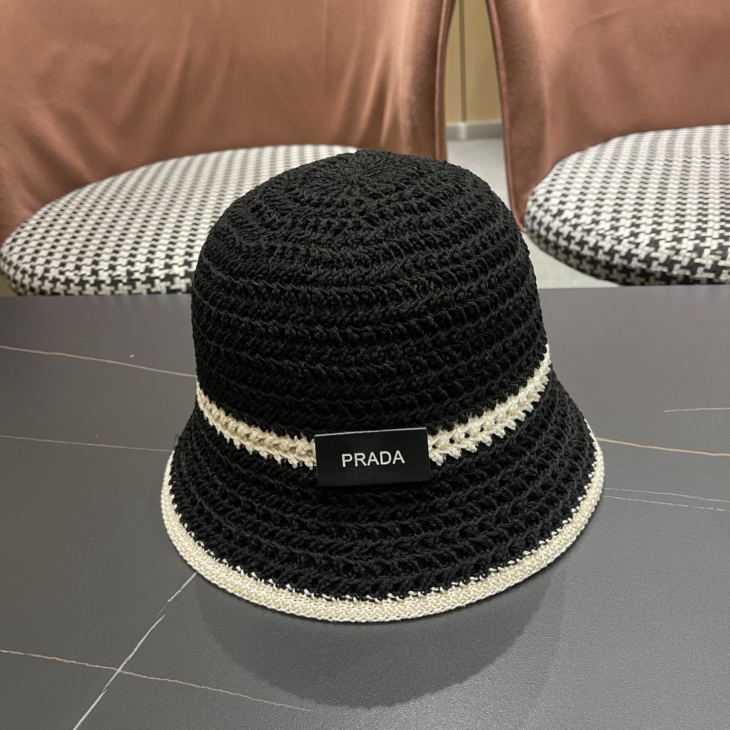 普拉达PRADA 拼色编织渔夫帽女春秋季透气遮脸水桶帽子显脸小百搭日系针织盆帽