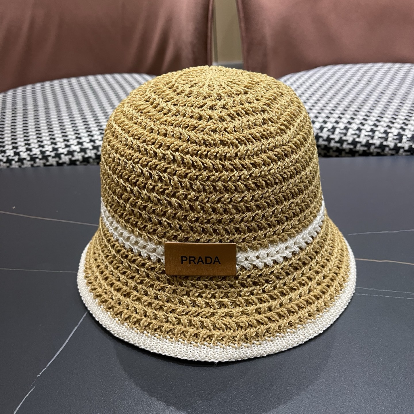 普拉达PRADA 拼色编织渔夫帽女春秋季透气遮脸水桶帽子显脸小百搭日系针织盆帽