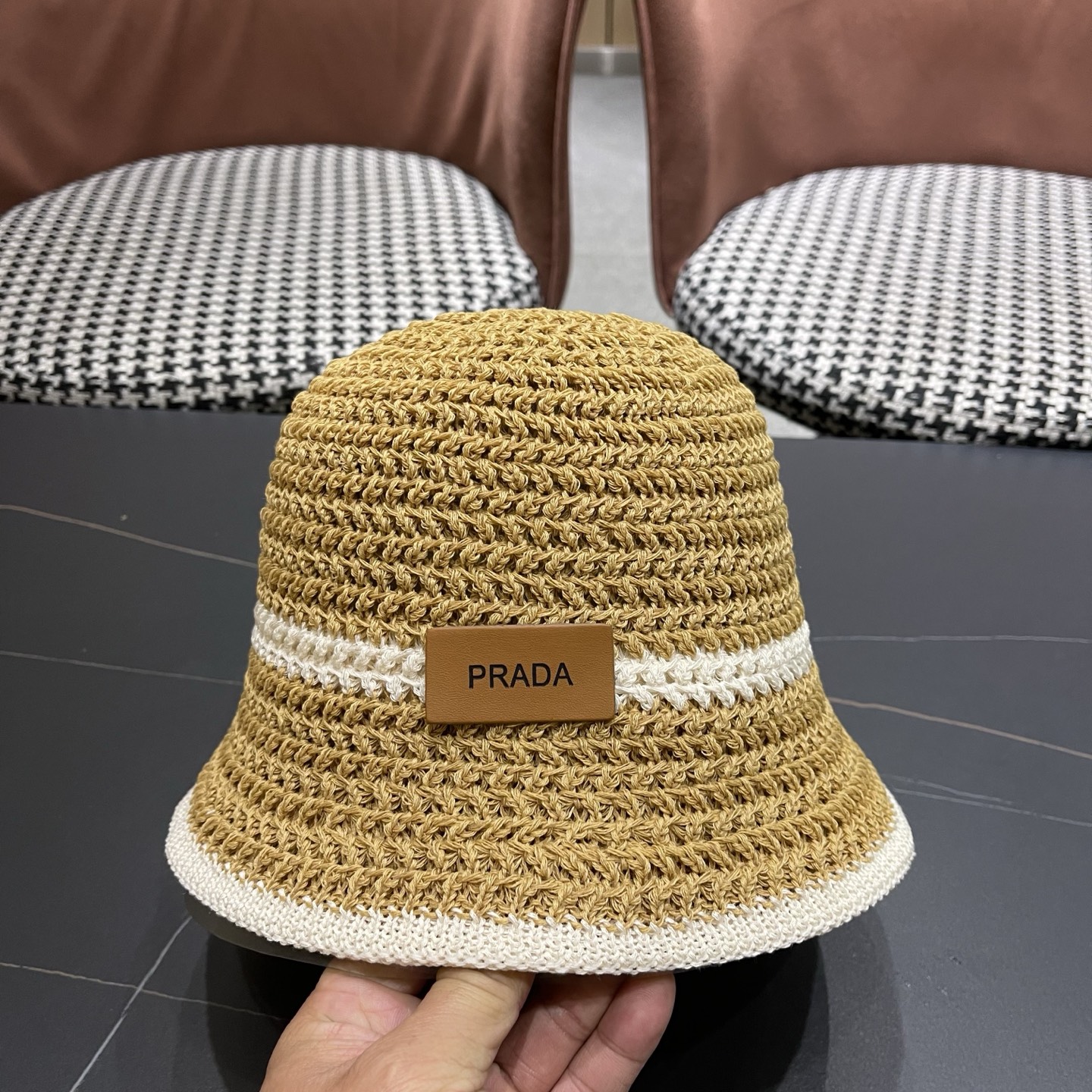 普拉达PRADA 拼色编织渔夫帽女春秋季透气遮脸水桶帽子显脸小百搭日系针织盆帽