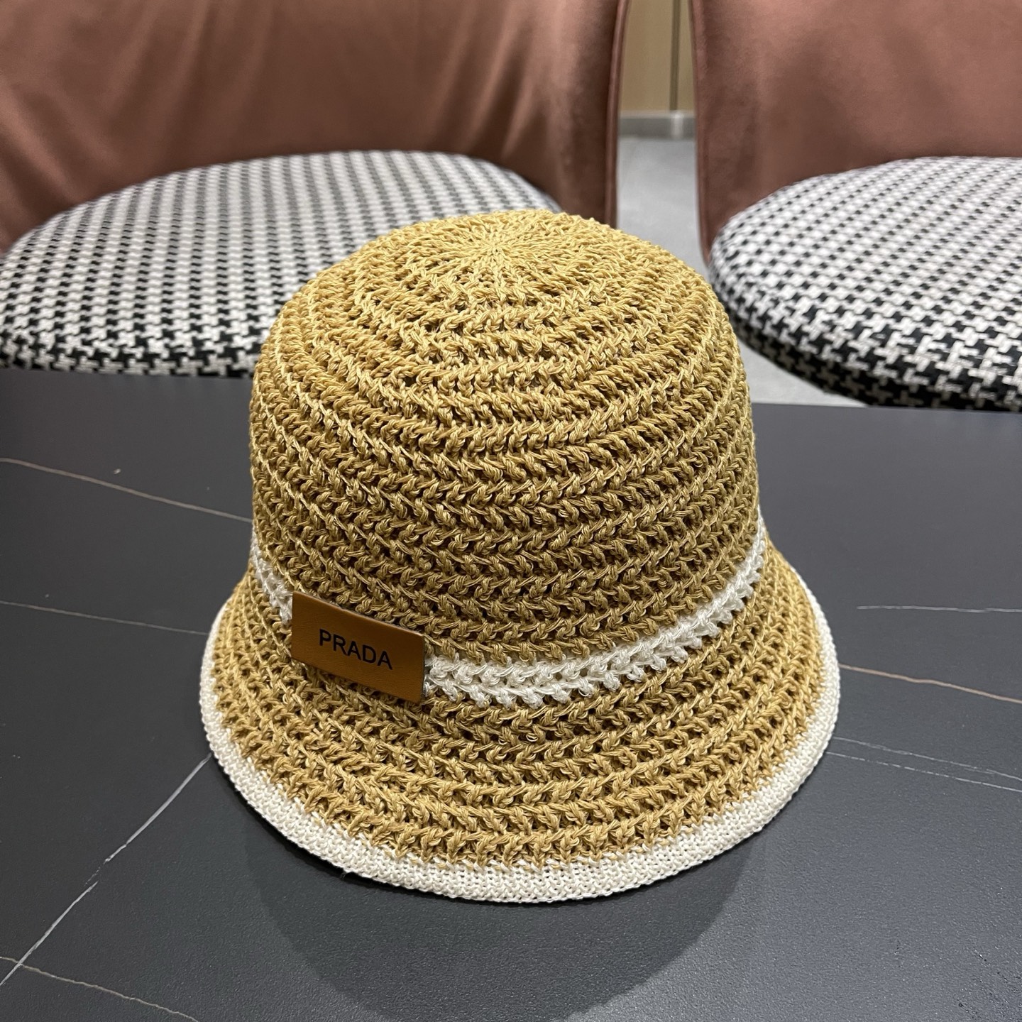 普拉达PRADA 拼色编织渔夫帽女春秋季透气遮脸水桶帽子显脸小百搭日系针织盆帽