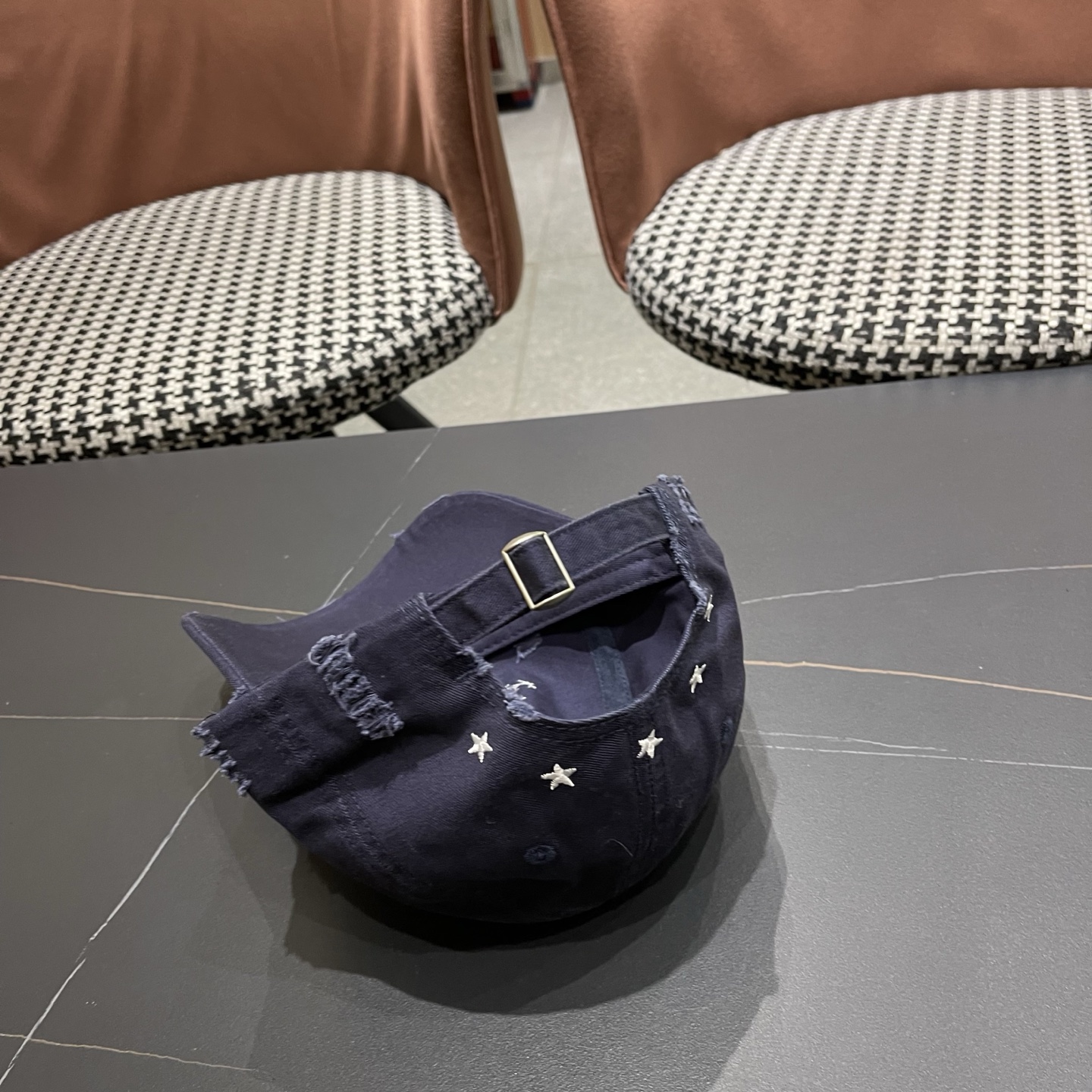 BALENCIAGA 巴黎世家2026韩版街头新款羽翼刺绣棒球帽女大头围显脸小百搭小众鸭舌帽男