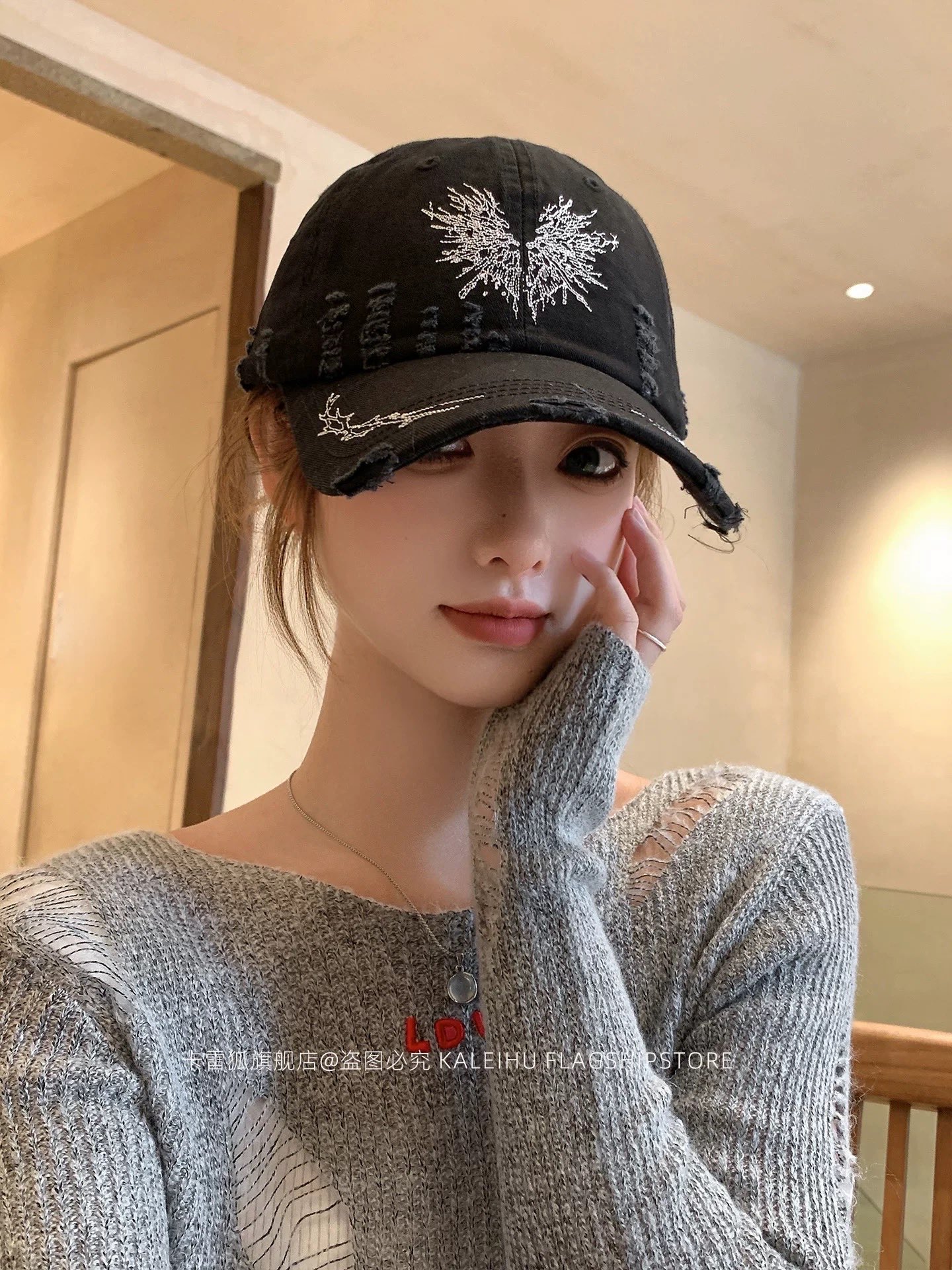 BALENCIAGA 巴黎世家2026韩版街头新款羽翼刺绣棒球帽女大头围显脸小百搭小众鸭舌帽男