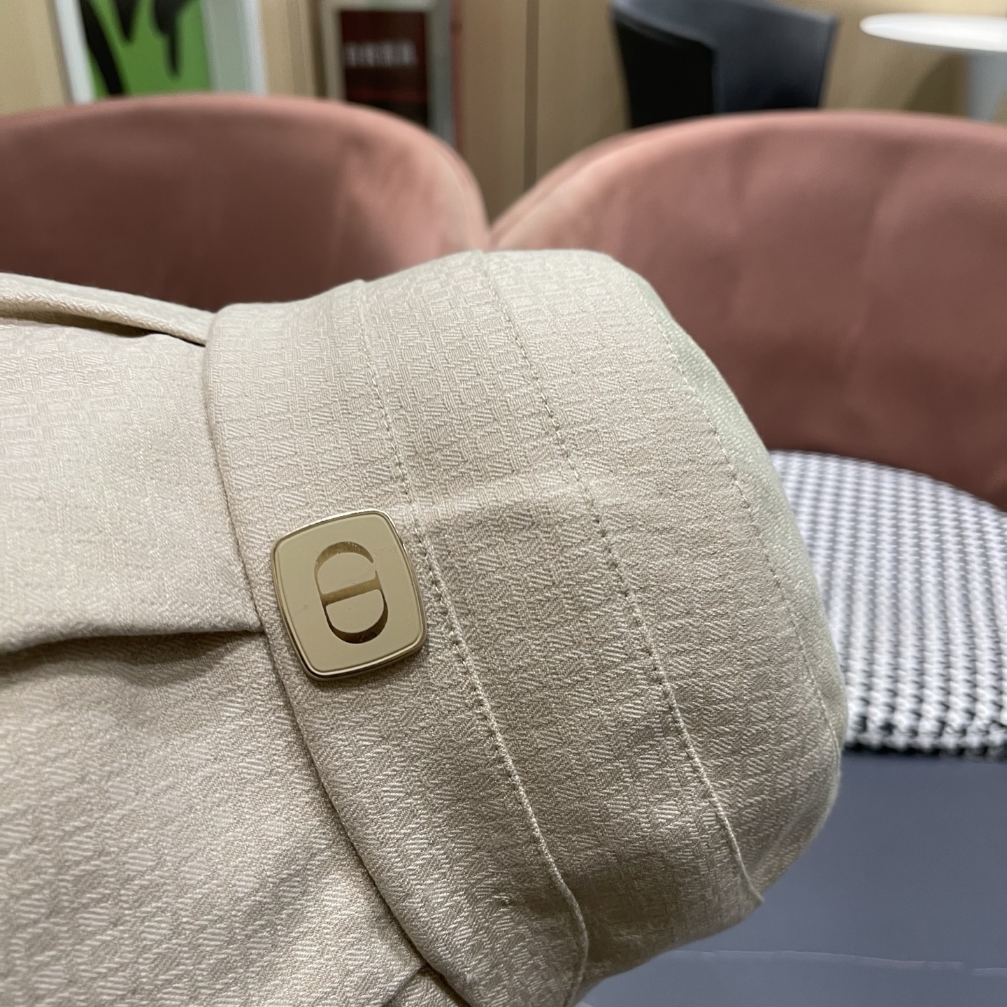 Dior迪奥 洋气百搭秋冬款女士盆帽经典优雅遮脸渔夫帽高品质休闲气质荷叶边