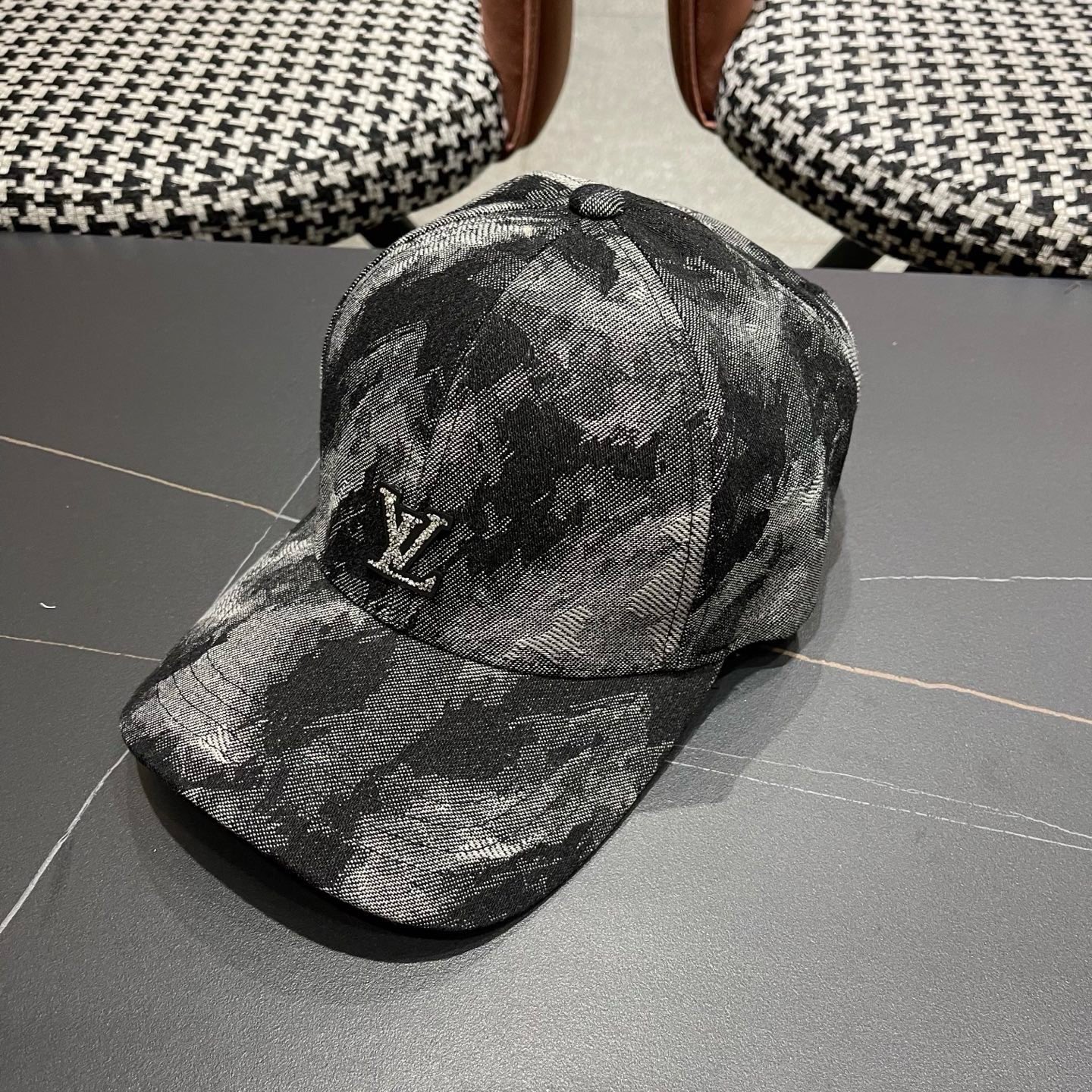 Lv 路易威登新款扎染牛仔棒球帽子女潮流复吉加深大头围显脸四季 通用遮阳鸭舌帽男