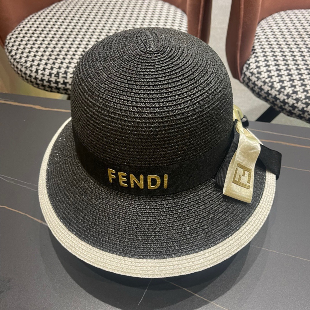 FDNDI 芬迪新款草帽蝴蝶结拉菲草制作，拼老花FF面料，名媛必备，头围57cm