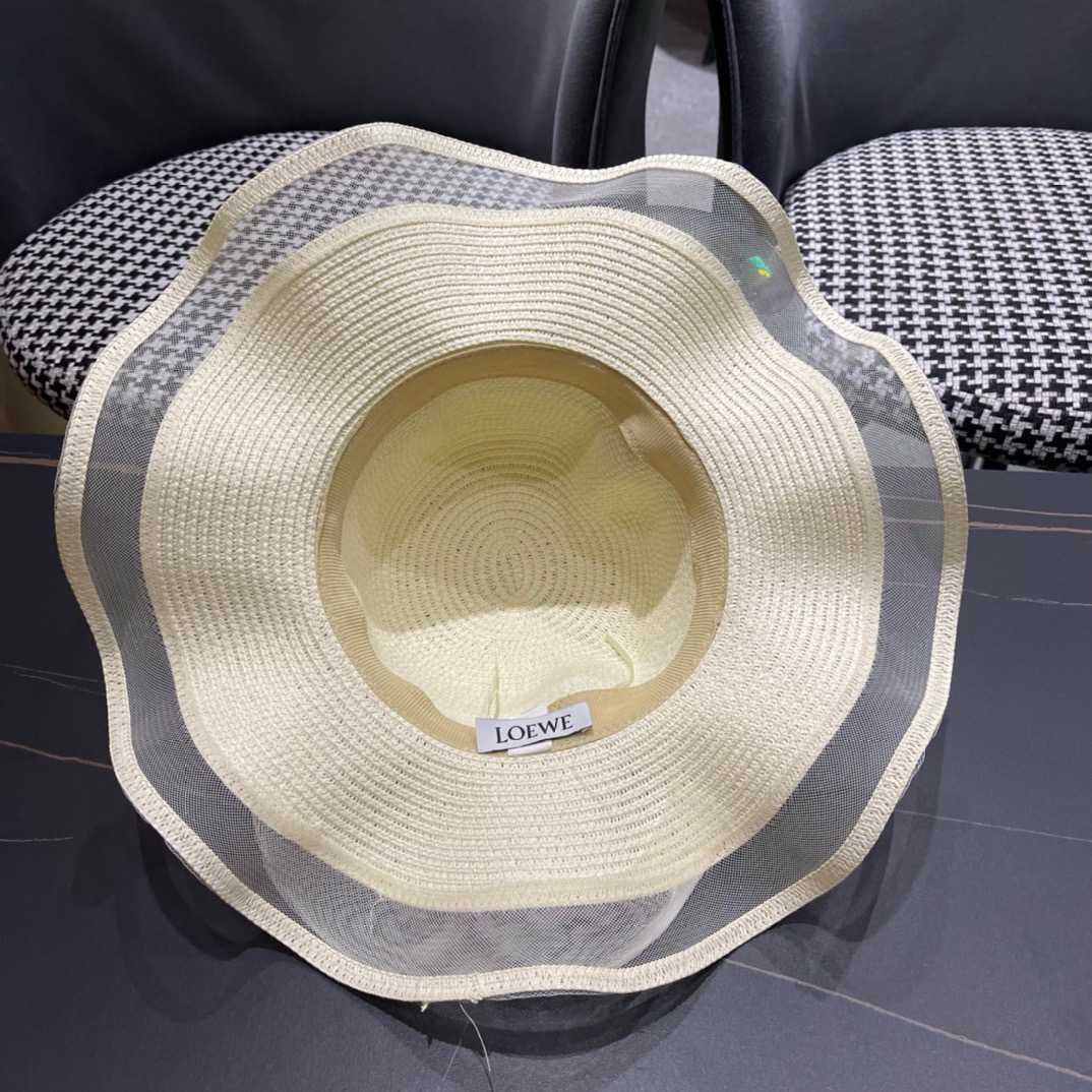 LOEWE罗意威草帽，波浪大草帽，草编织制四色