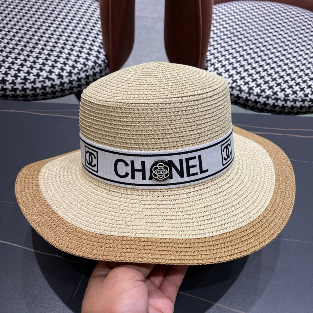 【CHANEL香奈儿】新款平顶草帽，沙滩风，简约大方，百搭单品～出街首选，