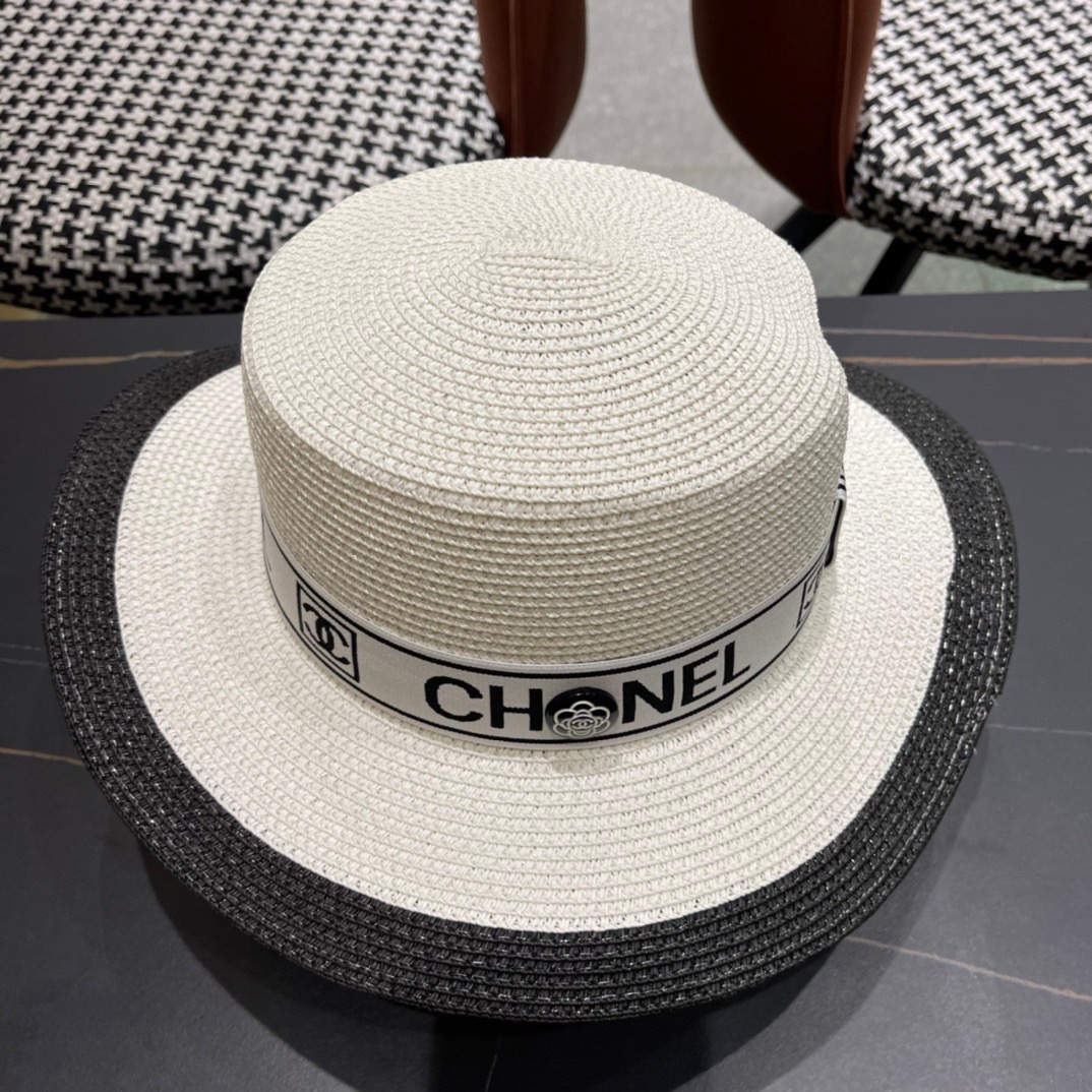 【CHANEL香奈儿】新款平顶草帽，沙滩风，简约大方，百搭单品～出街首选，