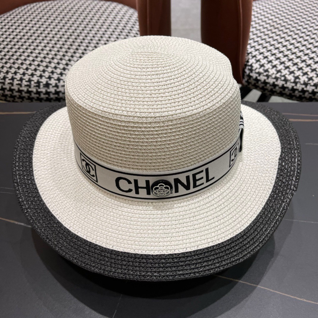【CHANEL香奈儿】新款平顶草帽，沙滩风，简约大方，百搭单品～出街首选，
